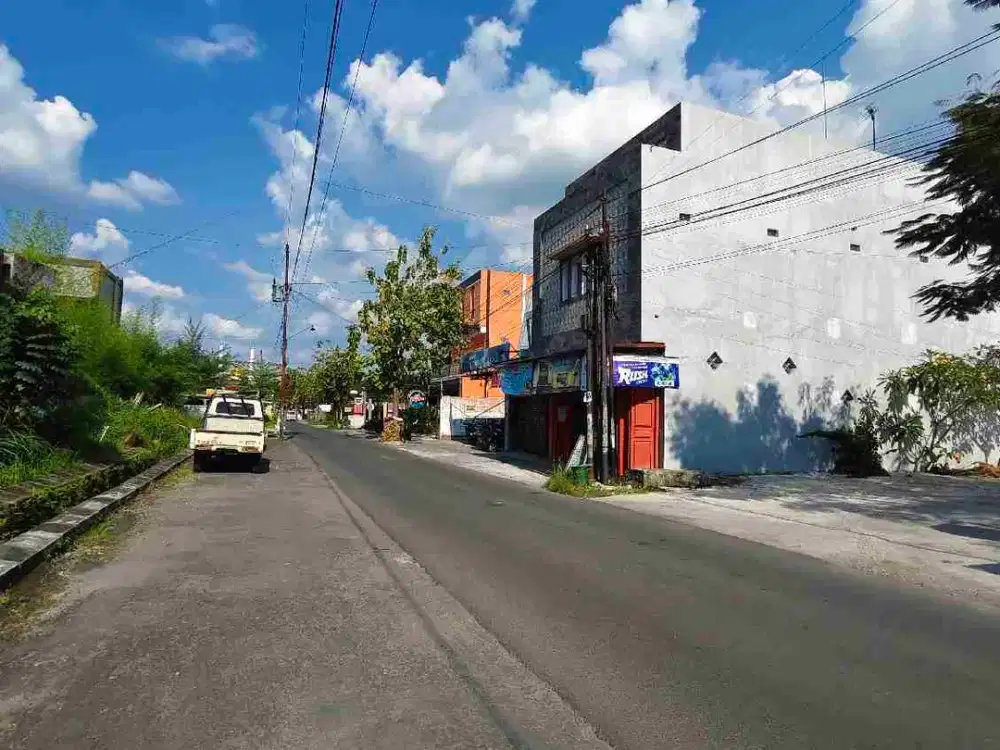 tanah cantik barat kampus ums