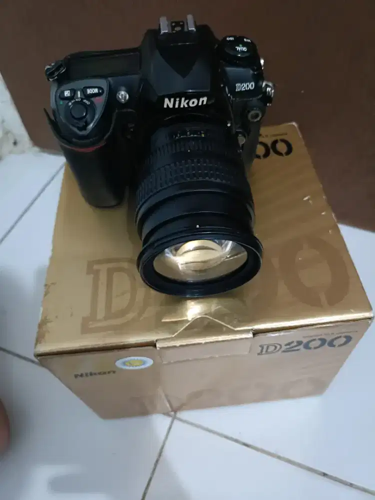 NIKON D200 KIT 18-70MM