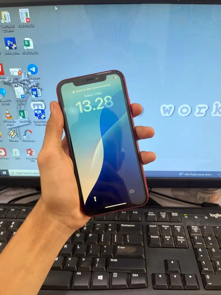 iPhone XR 64Gb Red Production