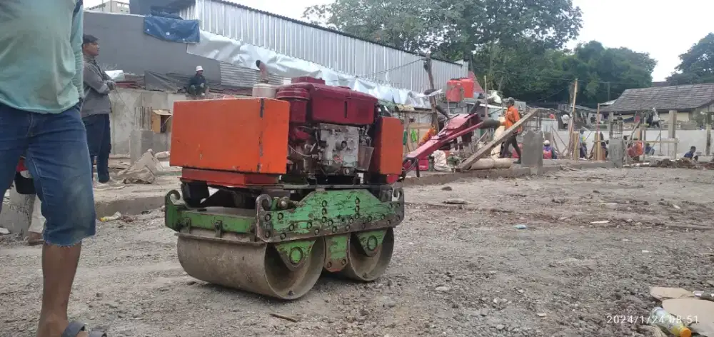 Baby roller 2ton jackhammer pemadat