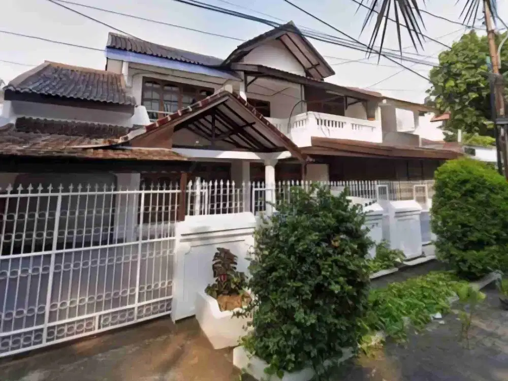 Rumah Murah 2 Lantai Siap Huni Jarang Ada LT 240M²  di Pulomas Jakarta Timur