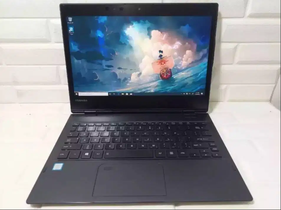 Laptop Toshiba Portege X20W Core i5-8250U Ram 8GB 12inch N-WKJ