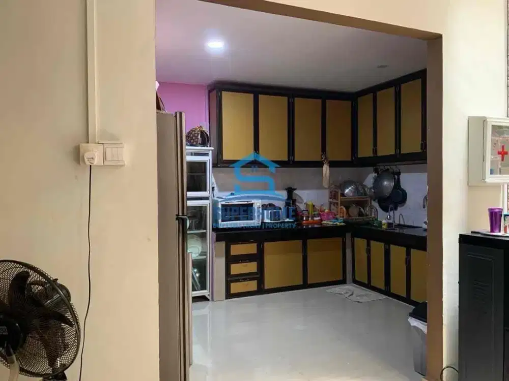 DIJUAL - RUMAH BUKIT INDAH SUKAJADI, BATAM

Spesifikasi:
Luas Tanah: 180 m²
Luas Bangunan: 160 m²
3 Kamar Tidur (di lantai 1)
2 Kamar Mandi
UWTO: 2040

Keunggulan:
Lokasi strategis di Sukajadi
Lingkungan nyaman & asri
Cocok untuk hunian keluarga
Akses mud