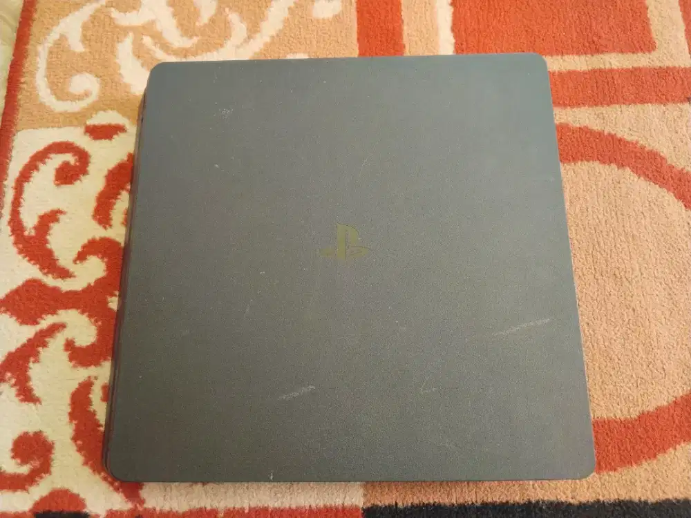 PS4 PS 4 Slim 1TB