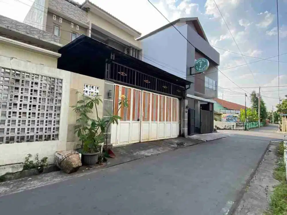 rumah 2 lantai paulan colomadu