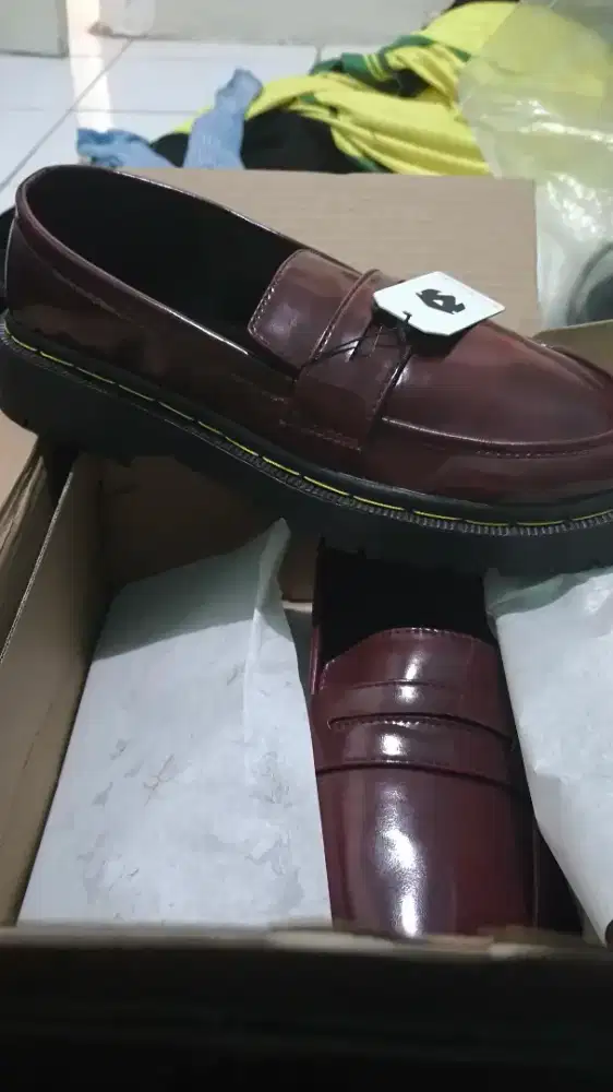 Sepatu Loafers Jual Rugi BNIB