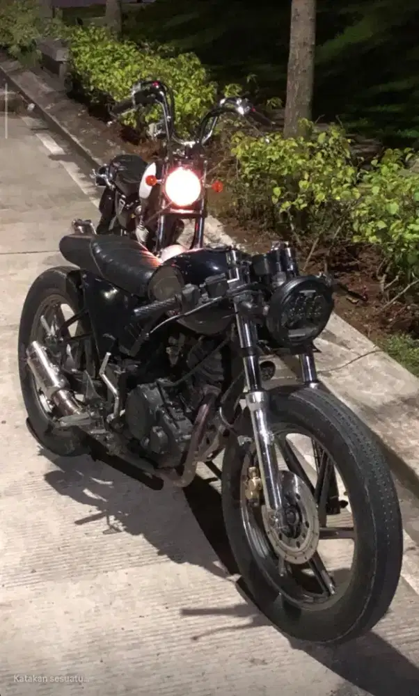 MOTOR CUSTOM CAFERACER YAMAHA FZ16