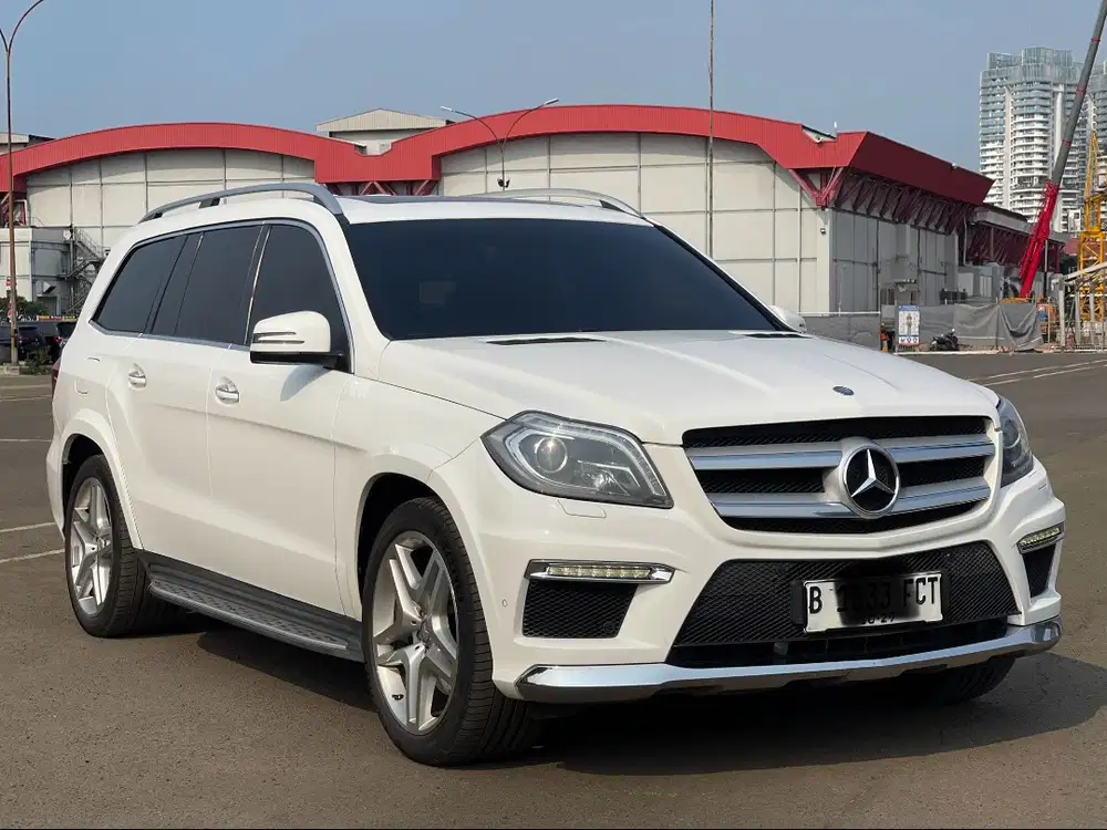 MERCEDES BENZ GL400 AT PUTIH 2014