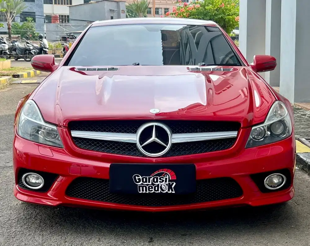 Mercedes Benz Mercy SL350 SL 350 2009 Antik Low KM Murah Bekas Ganjil