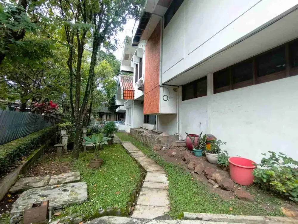 PRIME PROPERTY! Rumah Sayap Braga – Lokasi Sultan, Potensi Maksimal