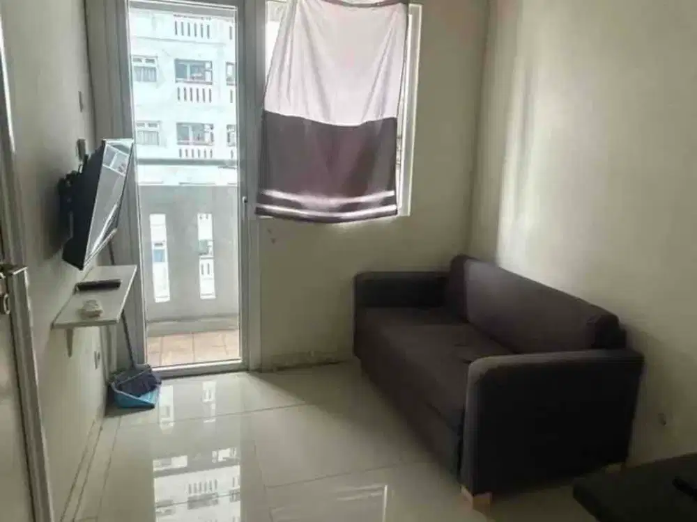 Dijual cepat apartemen green pramuka tower orchid di atas mall hadap timur bagus siap huni