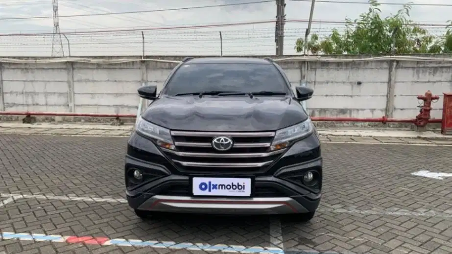 TDP 11JT, Toyota Rush 1.5 S Bensin-AT Hitam 2020