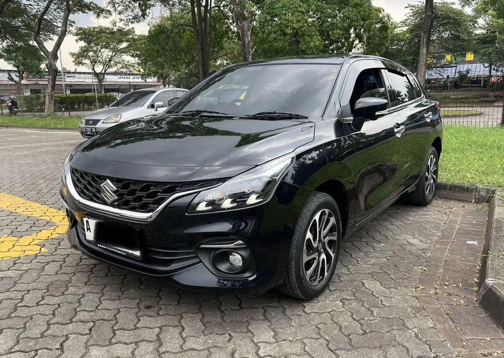 Suzuki Baleno AT 2024 Hitam Km 14rb pajak panjang