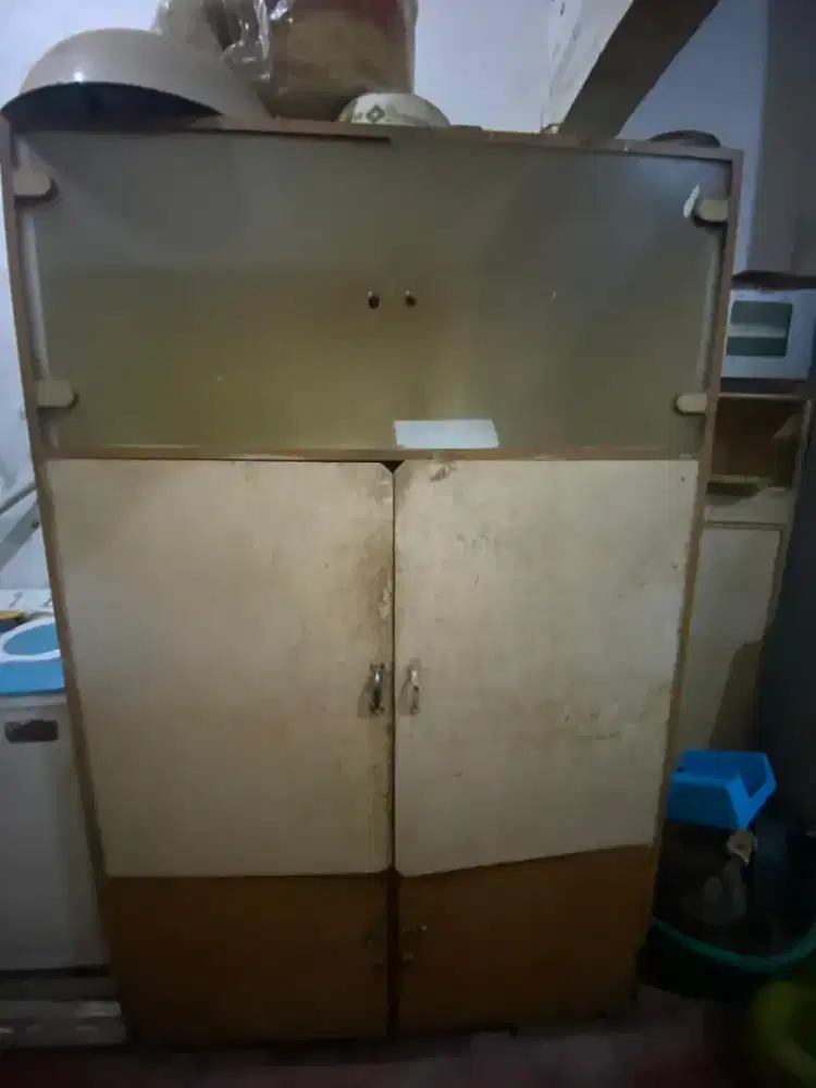 DIJUAL CEPAT MURAH LEMARI PAKAIAN LEMARI PERABOT