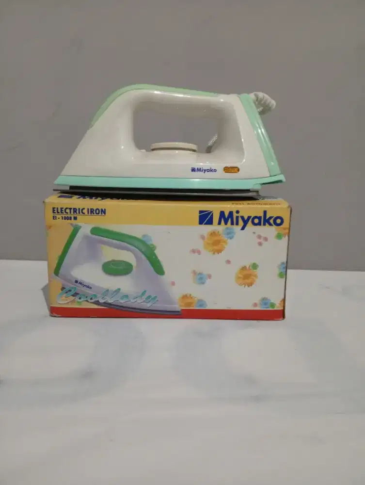 Setrika Miyako baru