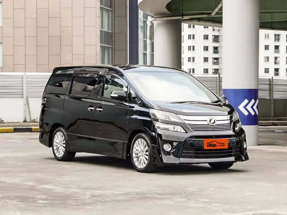 Toyota Vellfire Z 2.4 2012 hitam matic