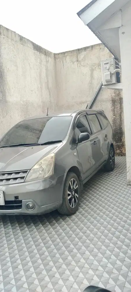 Nissan Grand livina 2008 Bensin