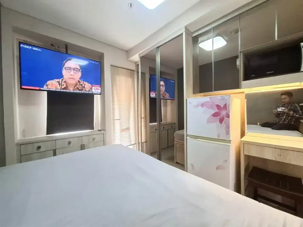 Disewakan Studio Minimalis Apartemen Madison Park Furnished Design Interior Modern Siap Huni, Hanya Jalan Kaki Ke Mall Central Park Di Tanjung Duren