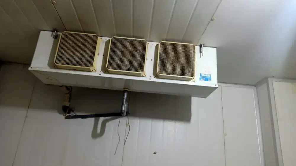 Kulkas freezer chiller showcase AC Coldstorage pendingin tukang