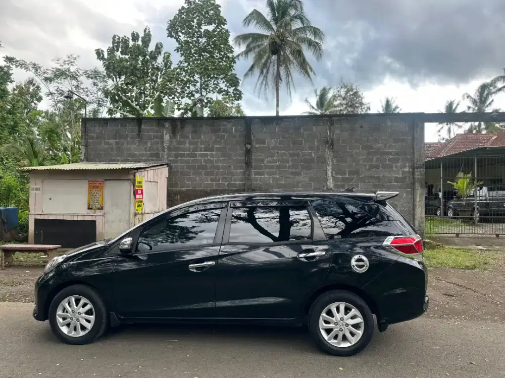 Mobilio paling murah