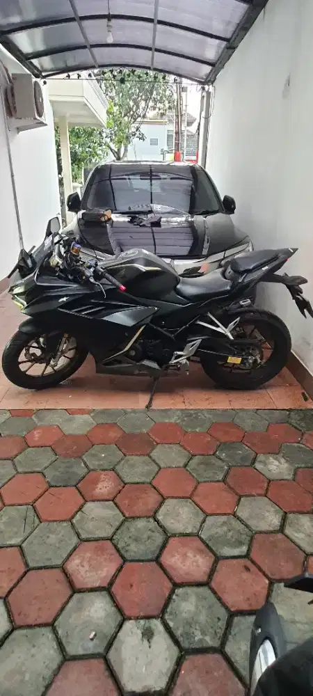 Jual CBR 150 R low km