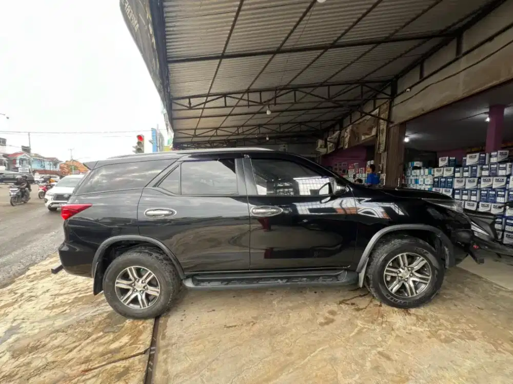 Dijual fortuner 2017 tipe G