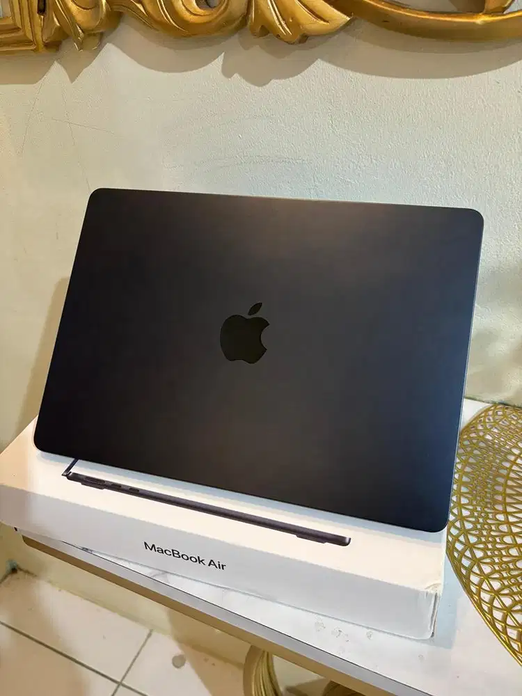 MacBook Air M2 8/256