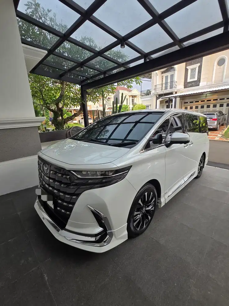 Toyota Alphard 2025 Hybrid