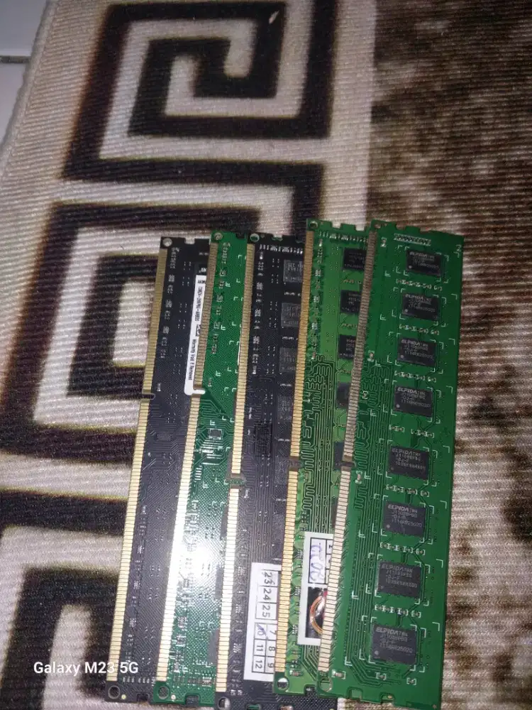 MEMORI KOMPUTER (CAMPUR) PER pack isi 5 PCS