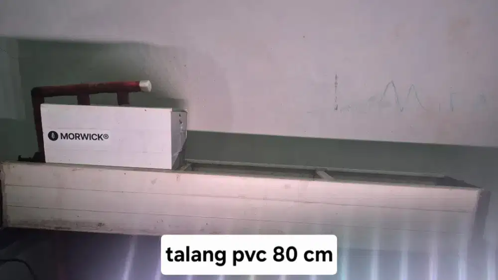 Aquarium, lampu, mesin pompa dan peralatan