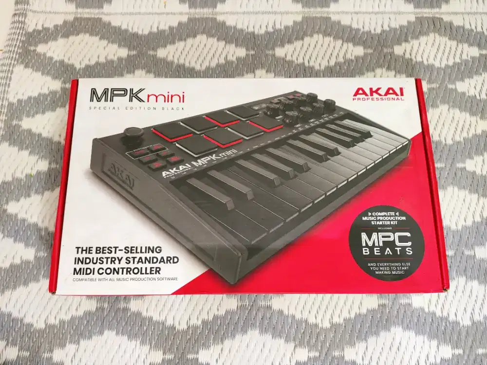 AKAI MPK MINI MK3, midi controller