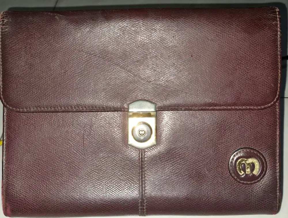 Tas/Dompet Tangan