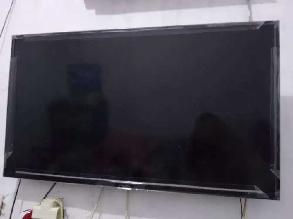 Di jual Tv Iffalcon 40 inc Android smart TV