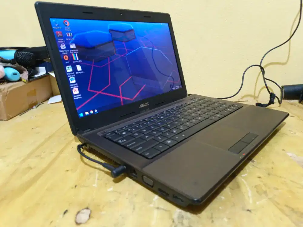 Jual BU Laptop Asus K84L Core I3-2330M Ram 4Gb Ssd 256Gb