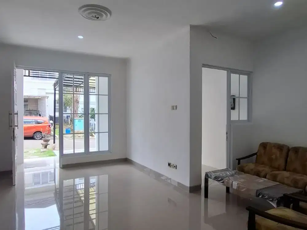 RUMAH BAGUS JUAL CEPAT MURAH  LT 120 SIAPHUNI KOTA WISATA CIBUBUR JAKARTA TIMUR