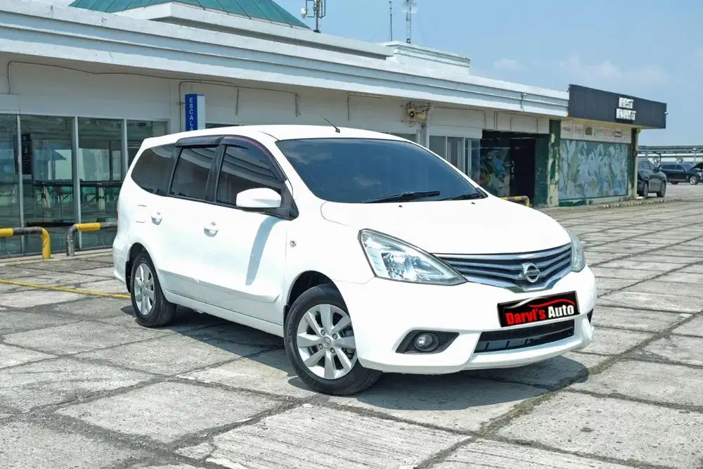 2013 NISSAN GRAND LIVINA 1.5 XV FACELIFT AT LOW KM