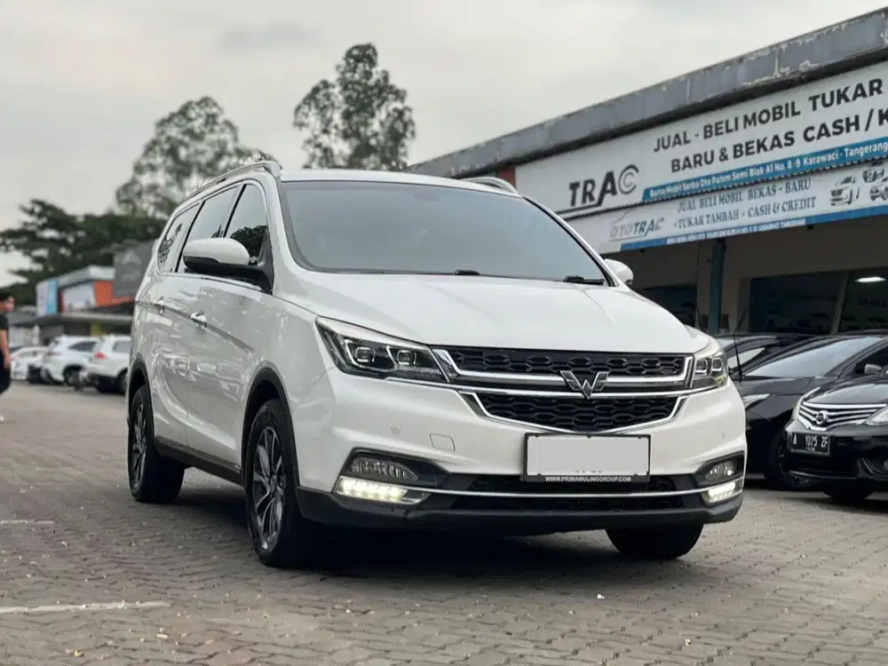 HARGA PROMO!! WULING CORTEZ LT LUX 1.5 AT MATIC 2021 PUTIH