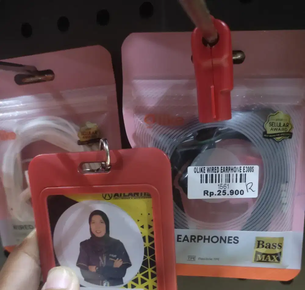 OLIKE WIRED EARPHONE E300S