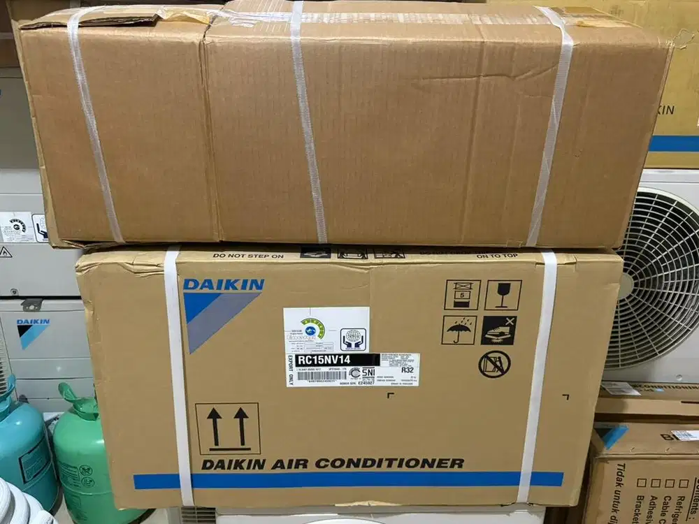 AC Daikin Thailand Baru 1/2 PK
