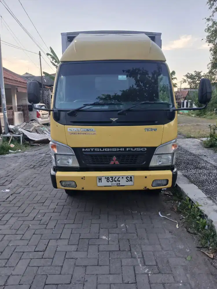 Truk colt disel canter engkel long