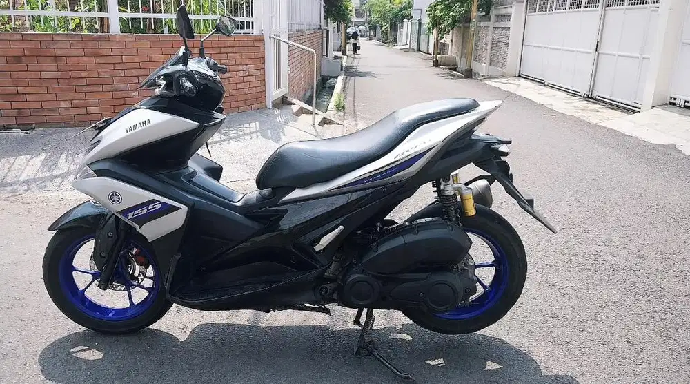 YAMAHA AEROX TYPE R 2018 PAJAK PANJANG SS LENGKAP GADA PR SIAP PAKAI