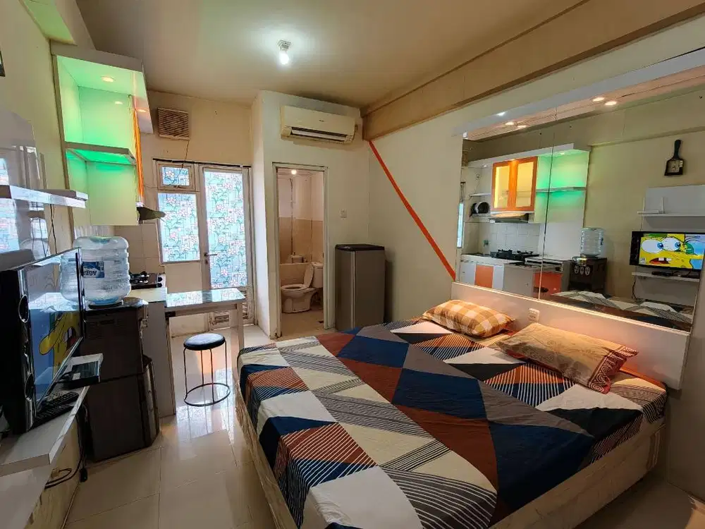 Promo Studio Apartment Bulanan/Tahunan - Good View from Balcony