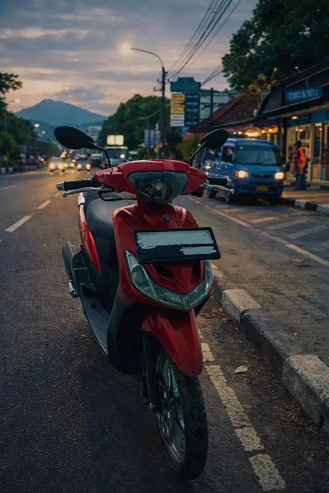Mio Smile Merah Maroon 2011