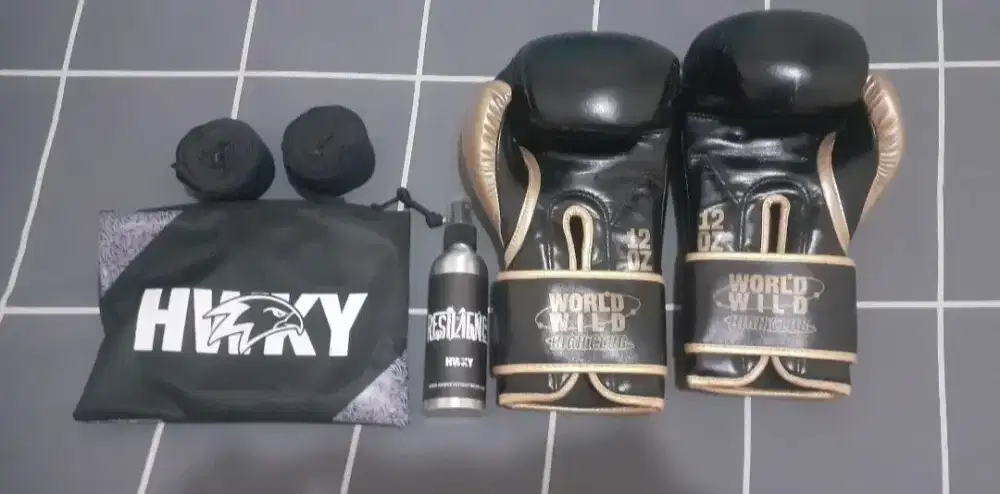 Hawkeye Boxing Glove - 12 OZ