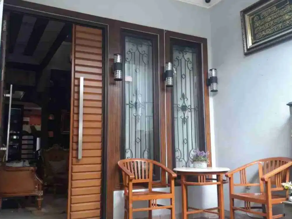 Dijual Cepat Rumah Bagus 2 Lt di Percetakan Negara Jakarta Pusat