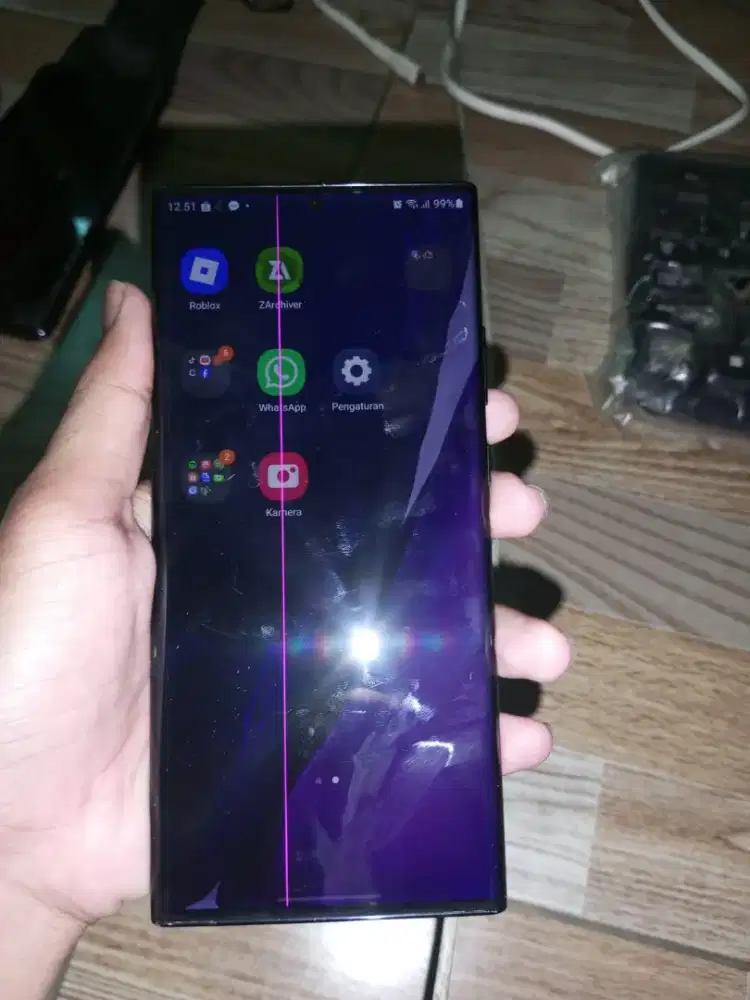 Samsung galaxy note 20 ultra, minus garis, masih normal