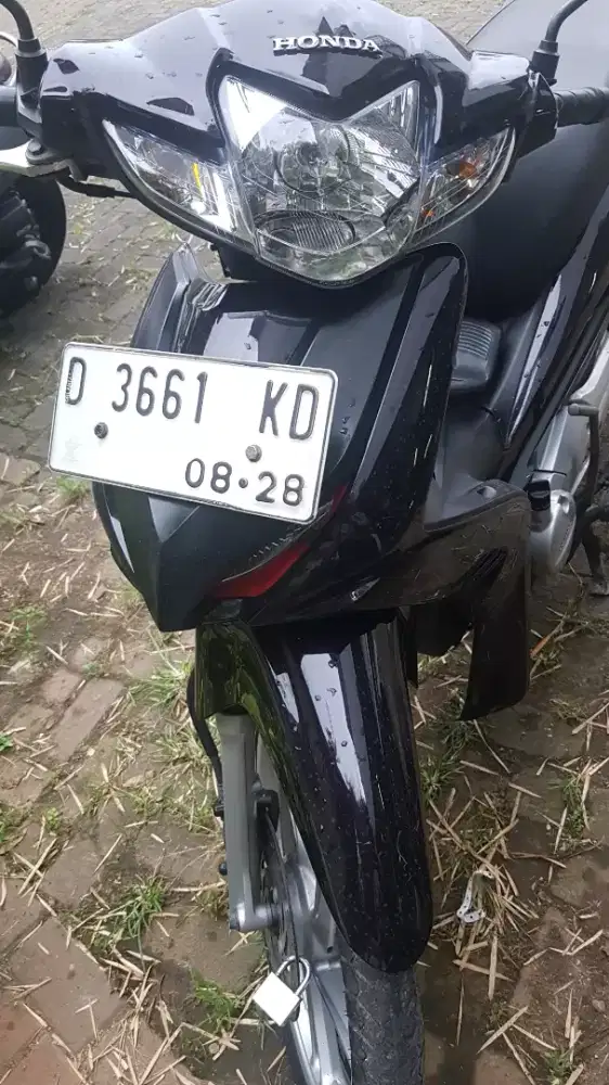 revo autometic 2011 jarang ada