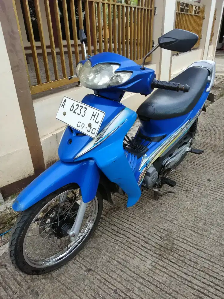Suzuki Shogun 125 2004 jual cepat
