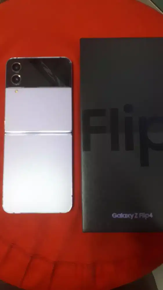 Samsung Flip 4 8/256 purple