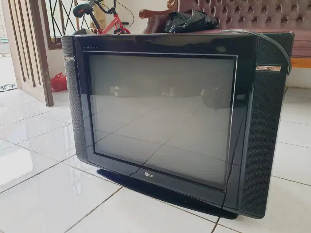 TV (LG Pearl Black) 21Inch